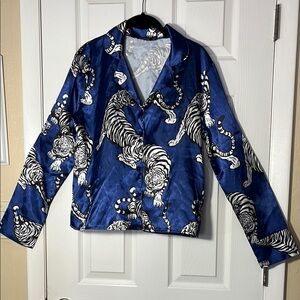 BooHoo satin tiger animal print pajama top blue long sleeve button up sz 8